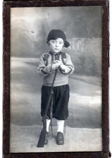 Lit bébé ancien à barreaux vintage